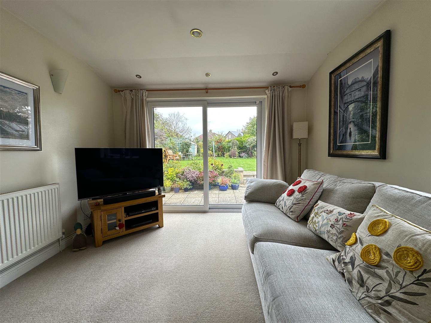 Orchard Crescent, Chippenham